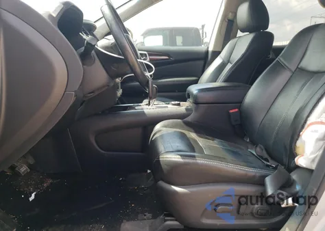 2015 Nissan Pathfinder S z USA, uszkodzony, nr VIN 5N1AR2MM7FC618566